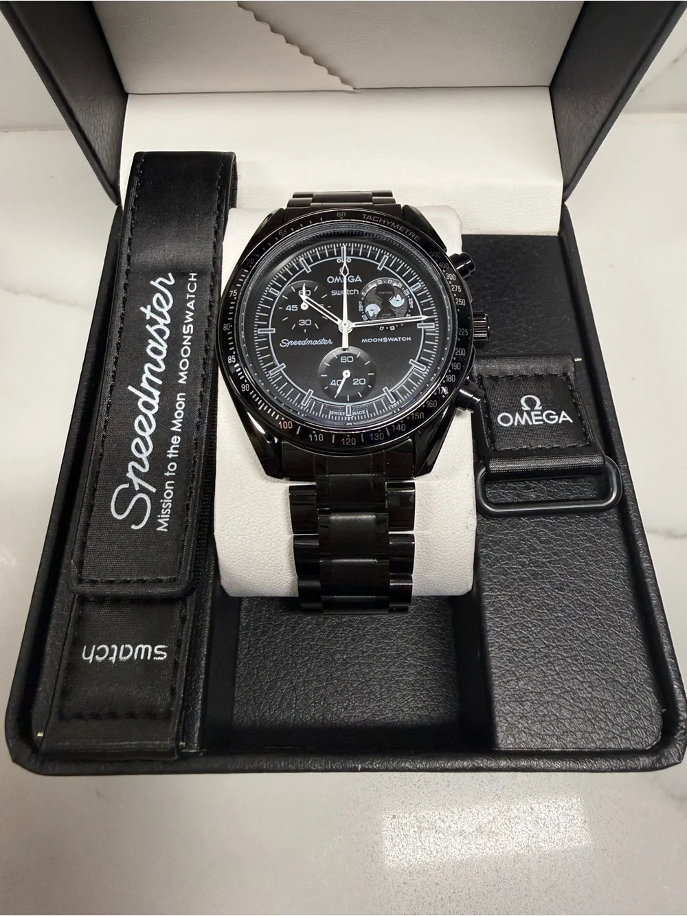 MoonSwatch MOD MISSION TO THE MOONPHASE - FULL MOON black/black